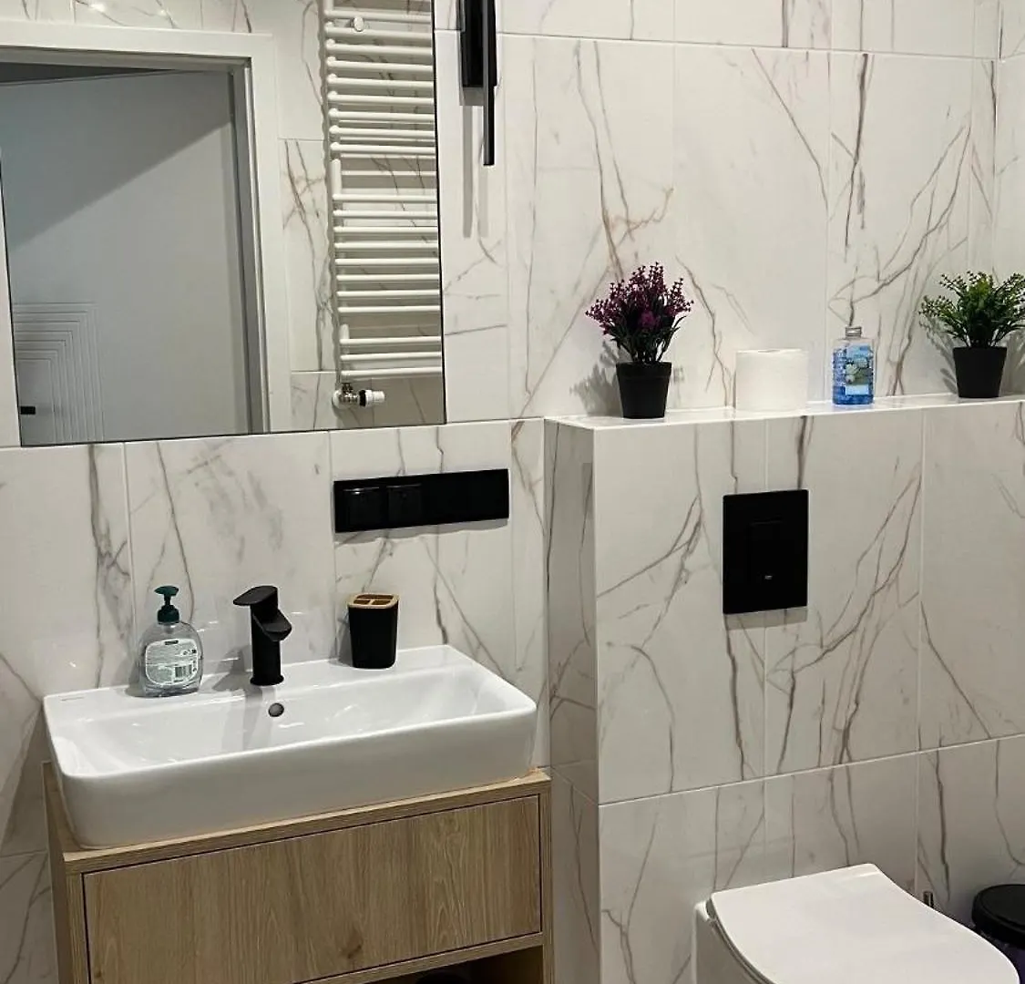 Apartament Rytm - Metro Kabaty Warszawa 0*,